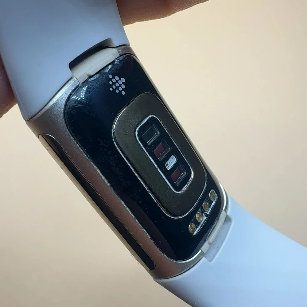 Fitbit Charge 5 Activity Fitness Tracker Smart Watch  White Silver *for parts